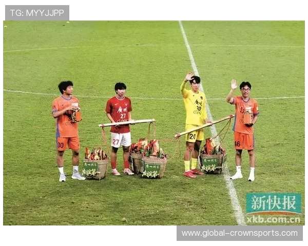 粤超明日赛程全面揭晓强强对话接连上演争冠形势持续升温球迷热情高涨 粤超明日赛程全面揭晓强强对话接连上演争冠形势持续升温球迷热情高涨